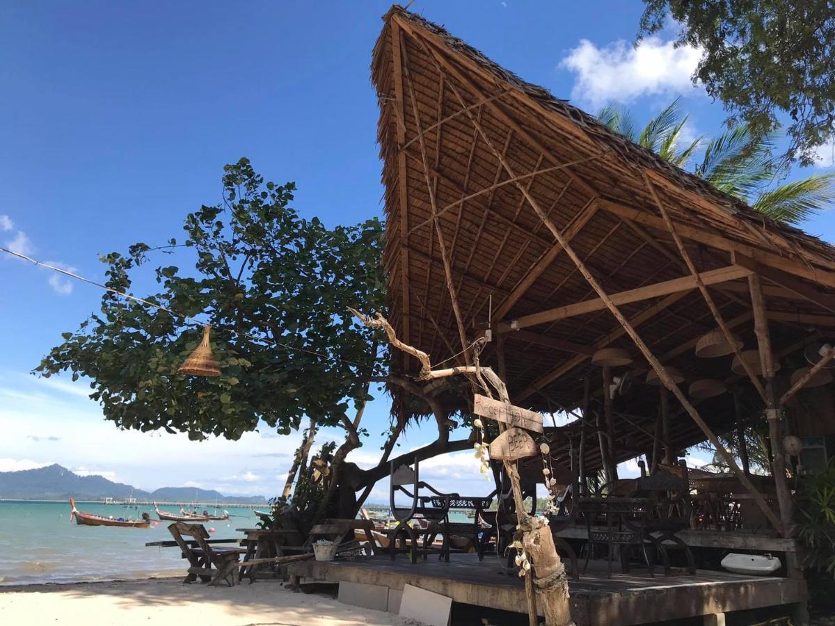 The Tropical Koh Mook Villa Exterior foto